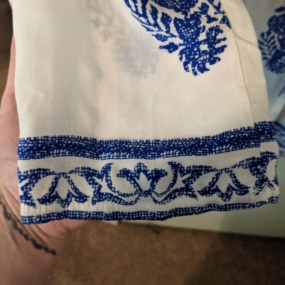 Pre-Worn White and Blue Romper XL with Korean label 🏷️ OBO - Picture 9 of 14